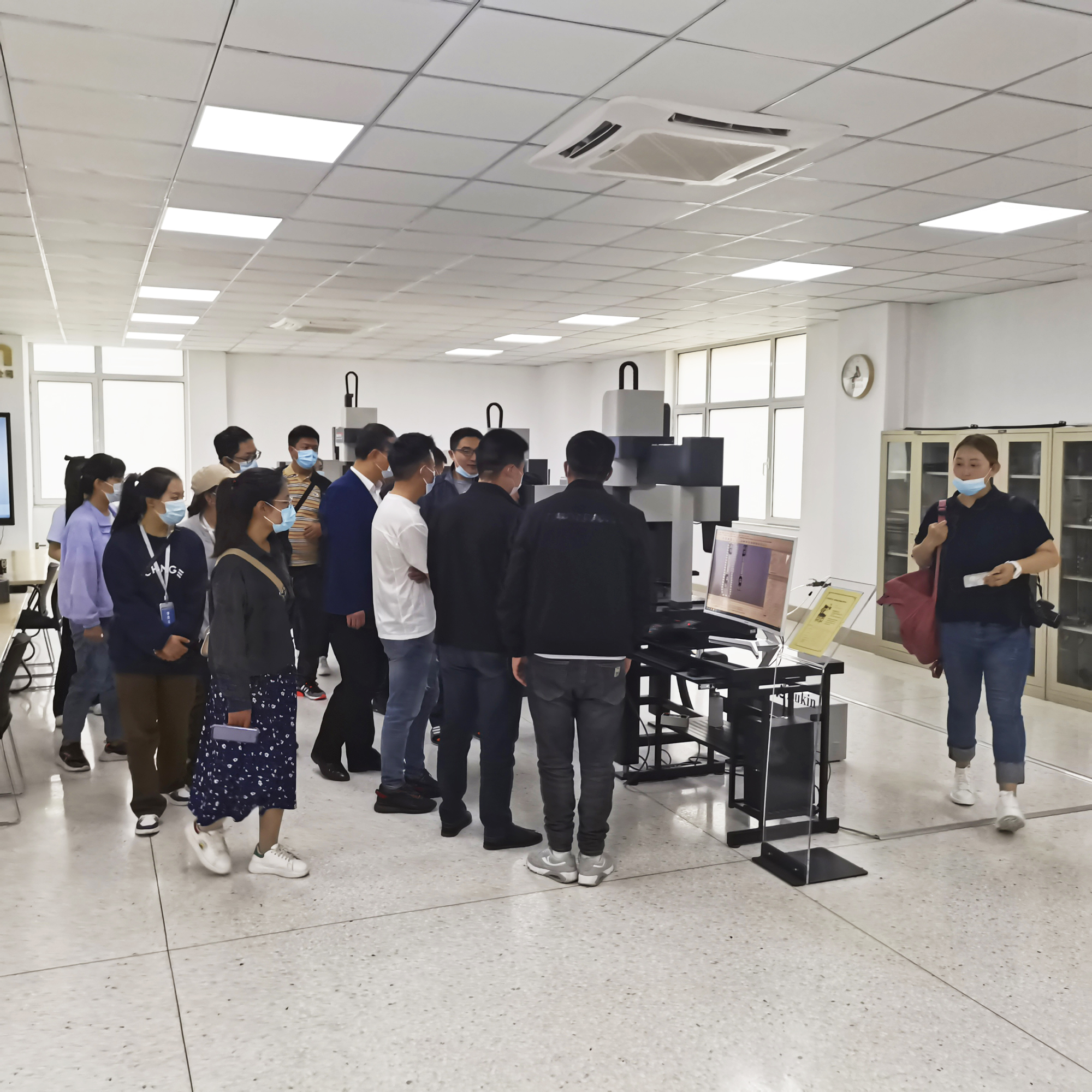 1632896652302512.jpg 002.jpg